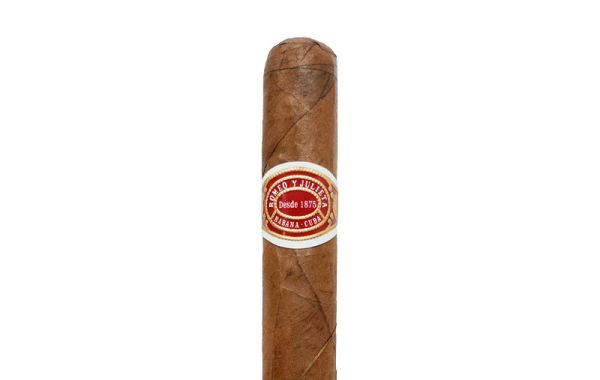 Romeo y Julieta Petit Coronas
